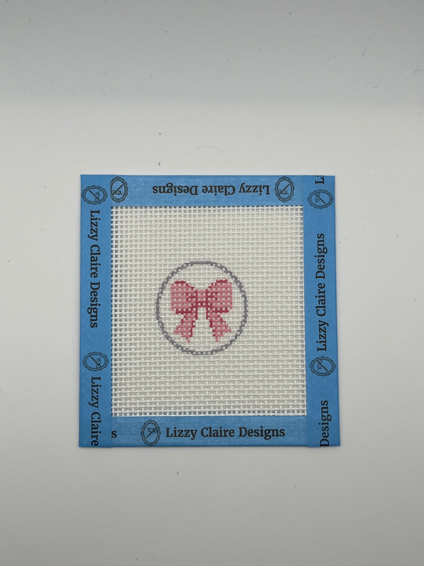 Mini Bow Round - 13 mesh - 4 x 4 - Needlepoint Canvas