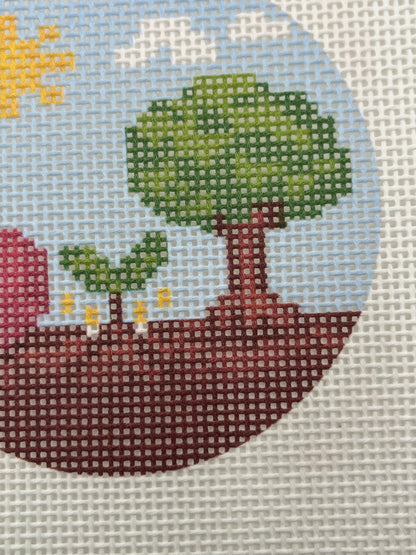 Apple and Tree Round - 13 mesh - 7 x 7 - Needlepoint Canvas
