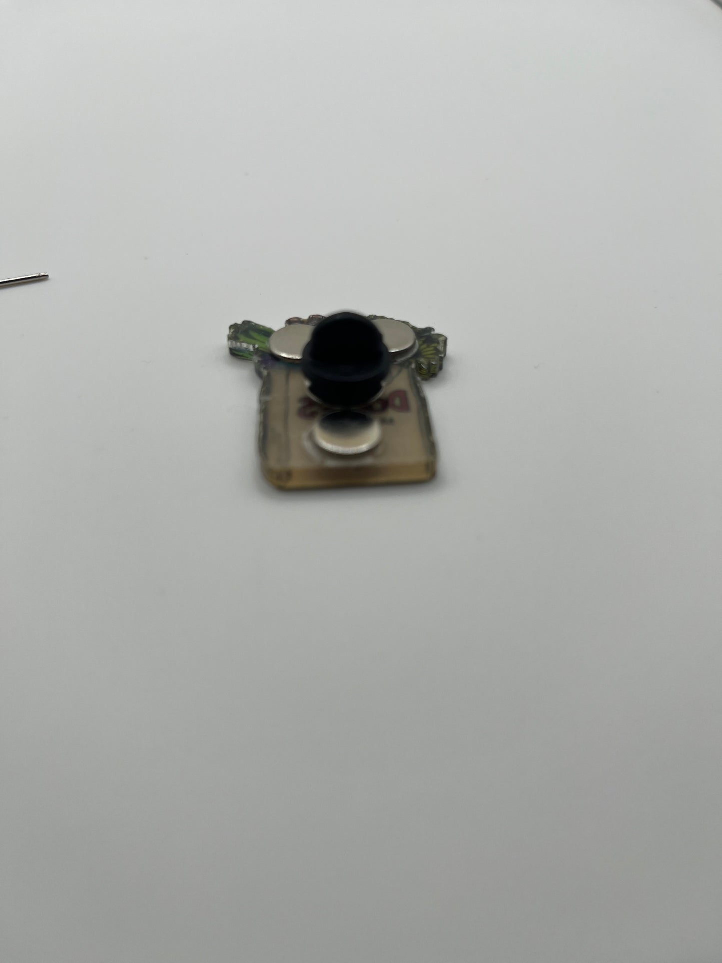 Doose's Market Needle Minder - Pin Type w/Magnets