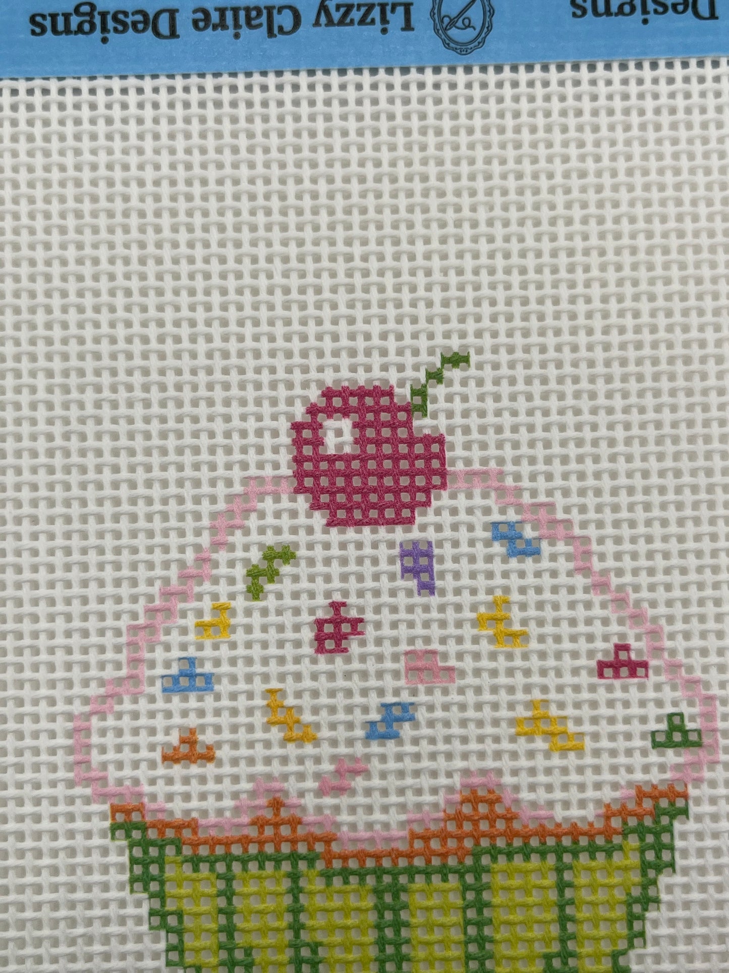Happy Birthday Cupcake - 13 mesh - 7 x 7 - Needlepoint Canvas