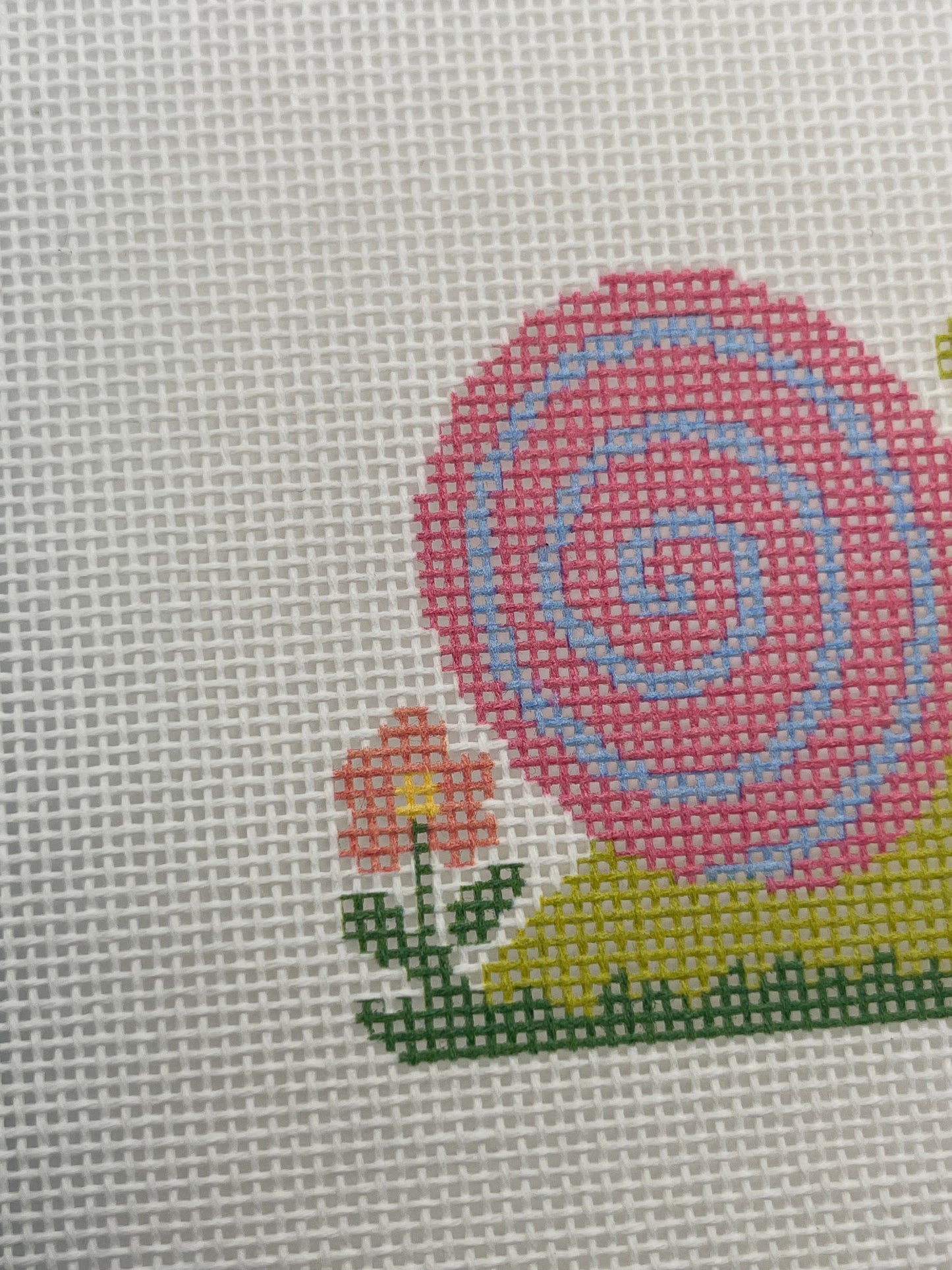 Happy Snail - 18 mesh - 6 x 6 - Needlepoint Canvas