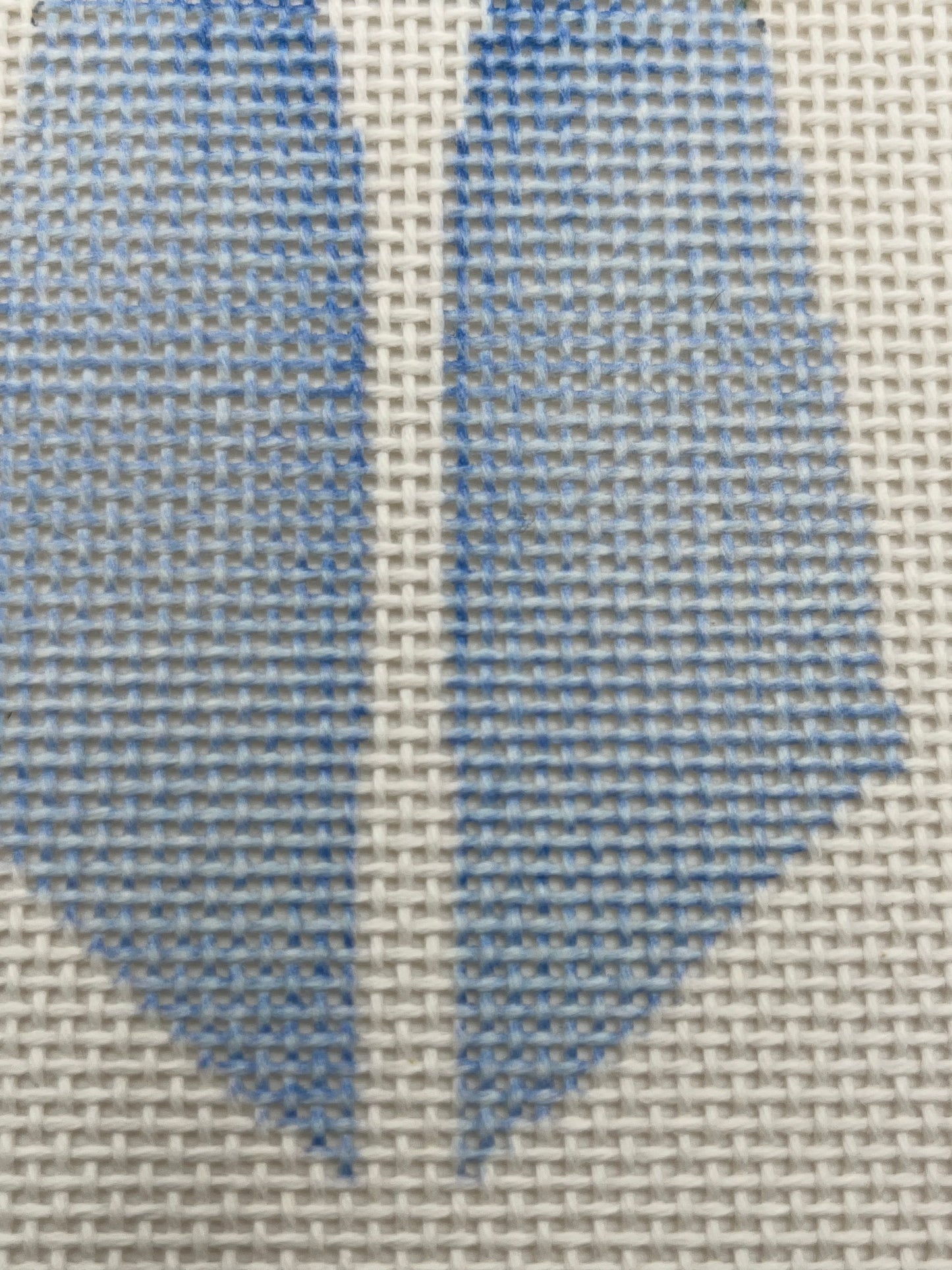 Blue Wreath Sash - 13 mesh - 7 x 7 - Needlepoint Canvas