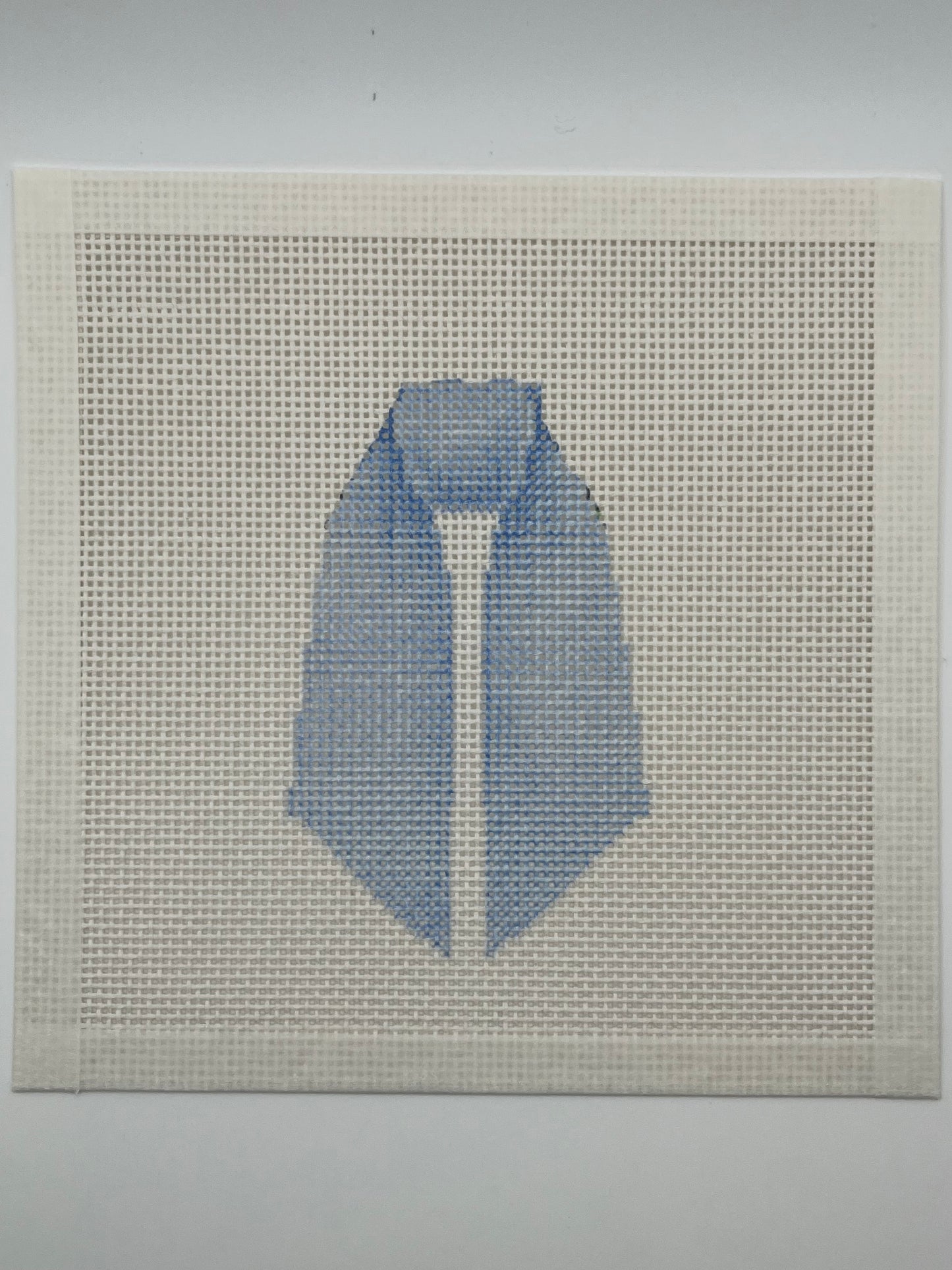 Blue Wreath Sash - 13 mesh - 7 x 7 - Needlepoint Canvas
