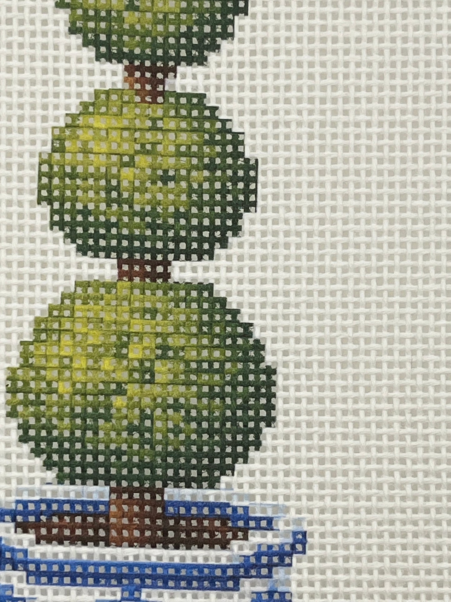 Chinoiserie Topiary - 13 Mesh - 7 x 9 - Needlepoint Canvas