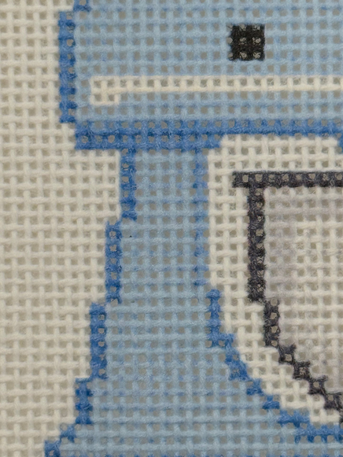 Blue Stand Mixer - 13 mesh - 6 x 6 - Needlepoint Canvas