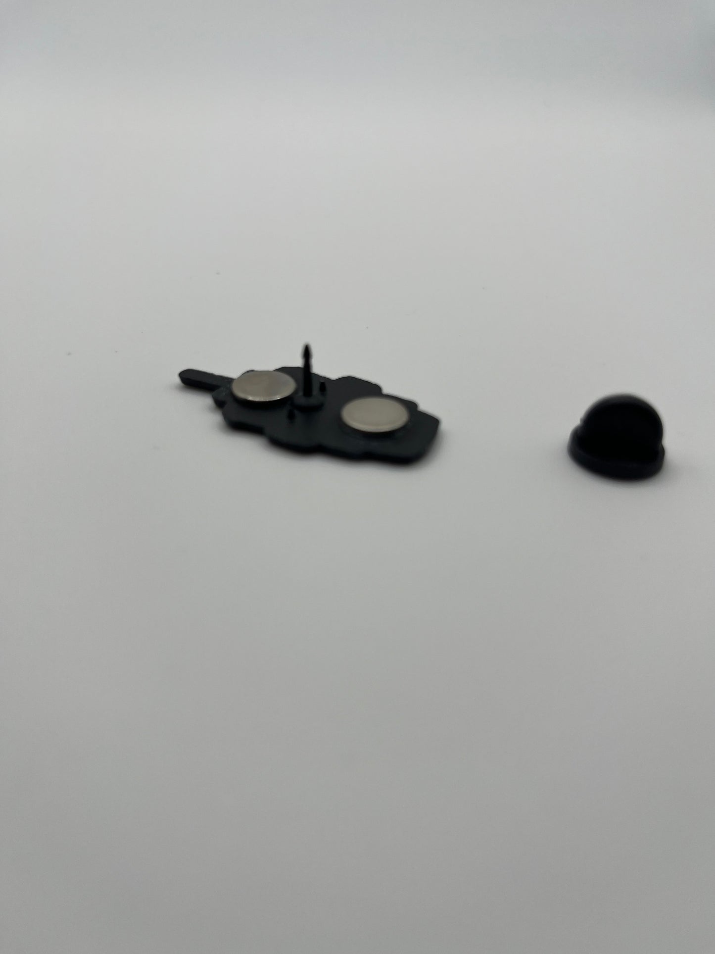 Iced Coffee Girly Needle Minder - Pin Type w/Magnets