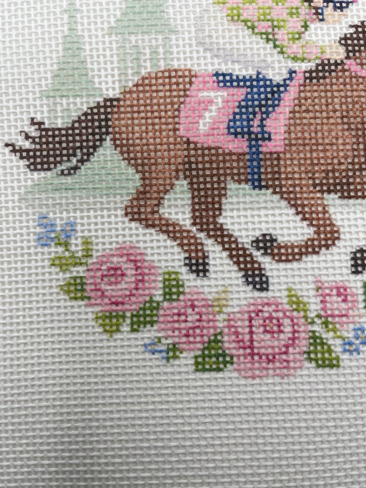 Lucky Lizzy Horse with Jockey - 13 mesh - 6 inch Round - 10 x 10 - Needlepoint Canvas