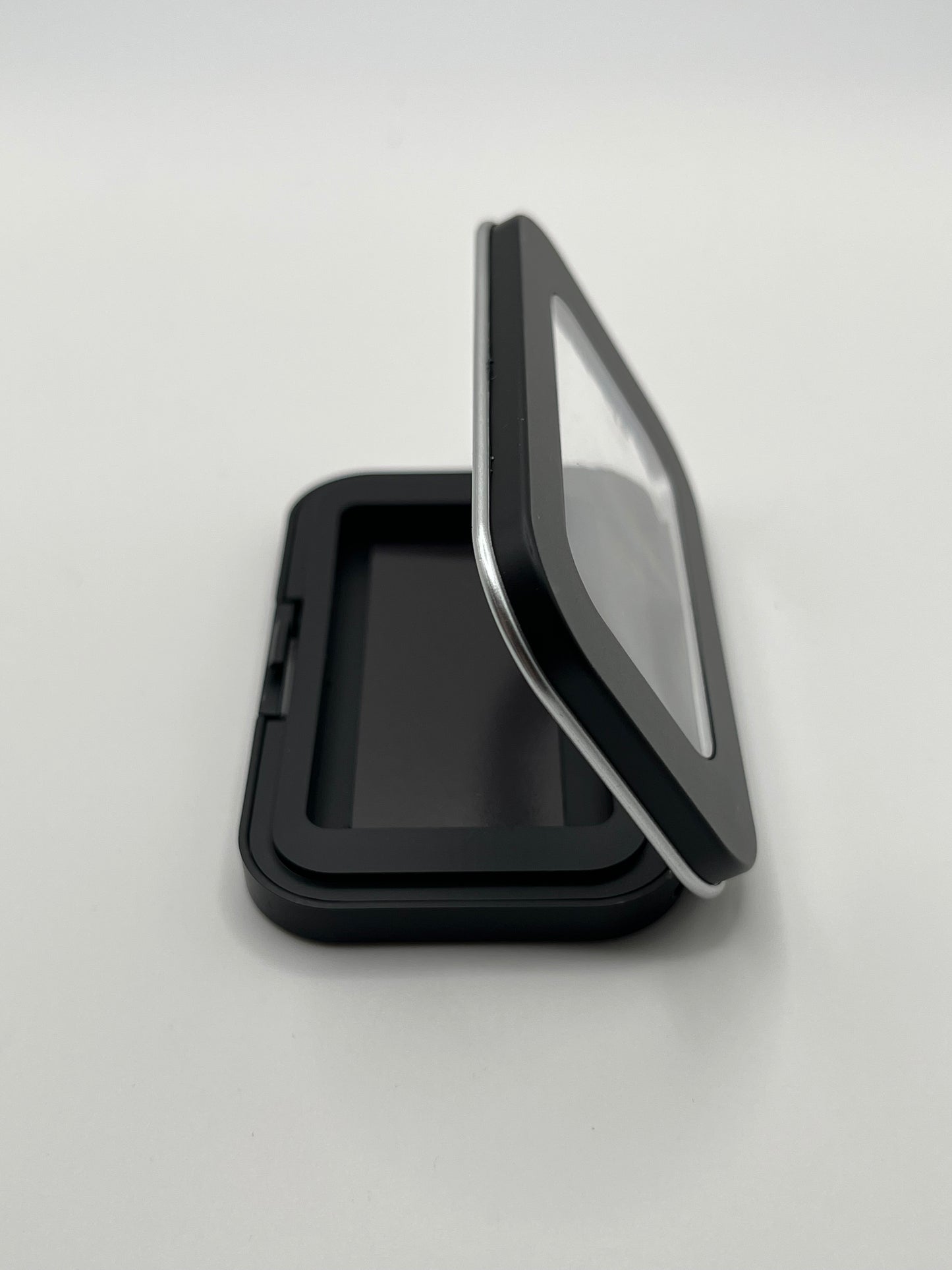 Magnetic Needle Box