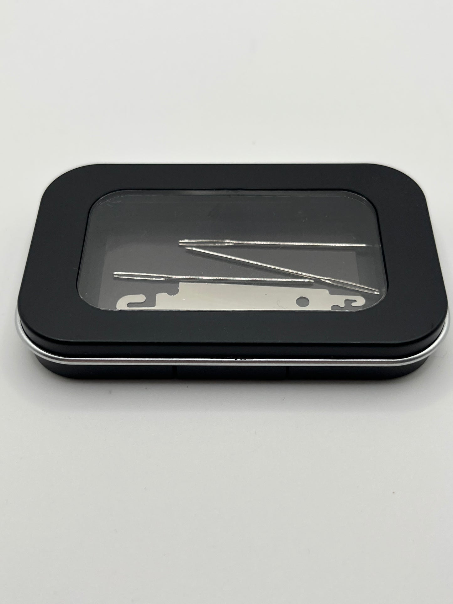 Magnetic Needle Box