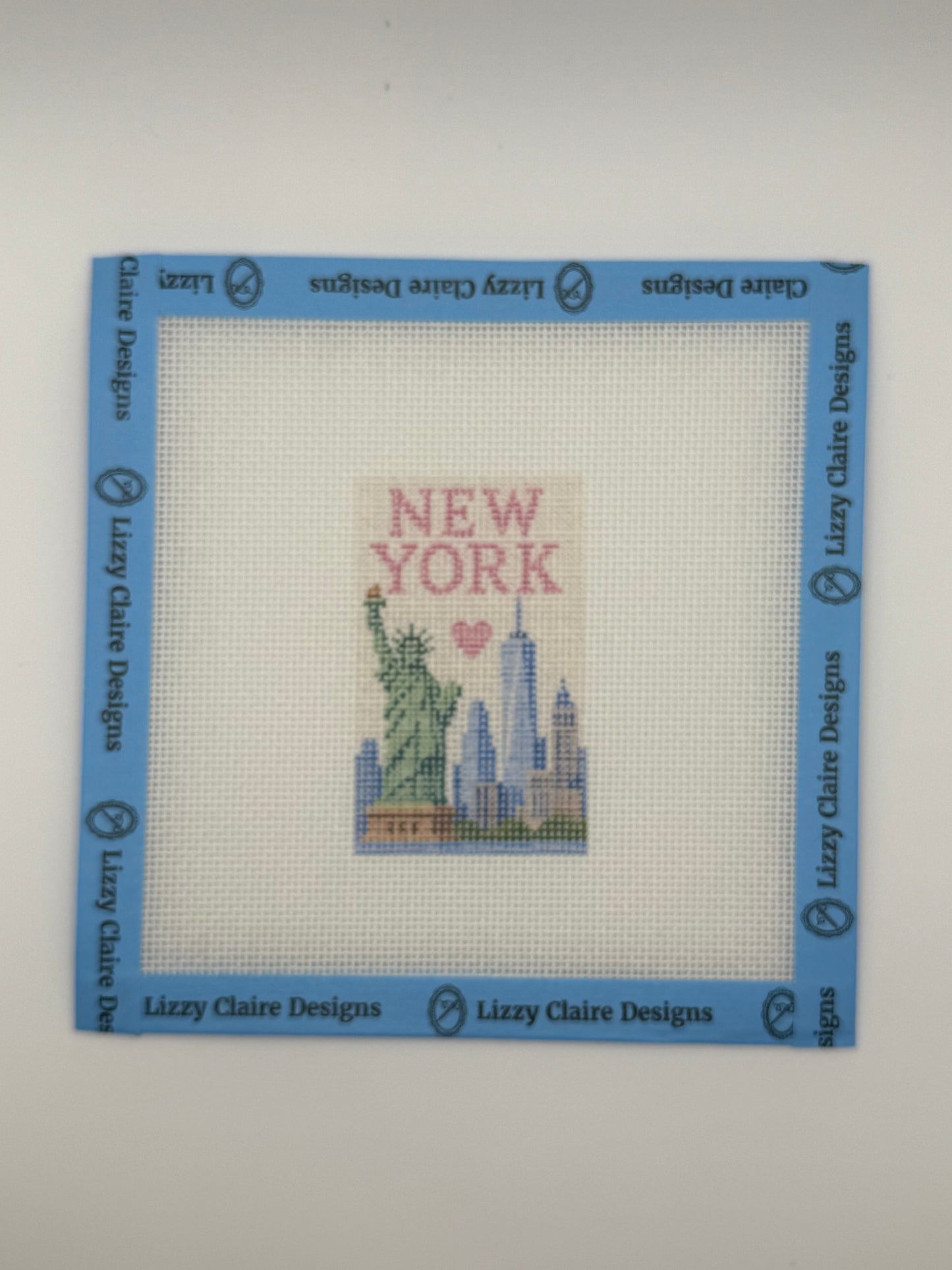 New York - Luggage Tag Sized - 18 Mesh - 6 x 6 - Needlepoint Canvas