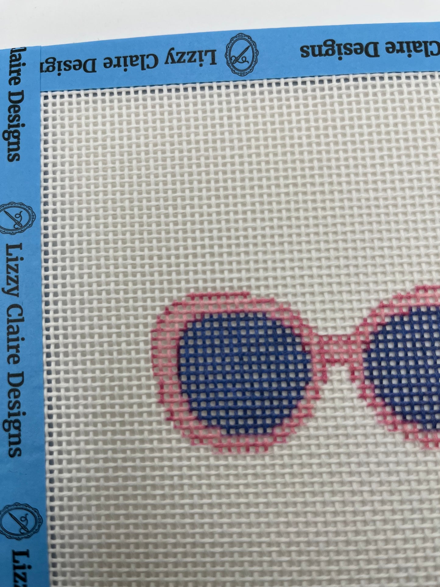 Pink Sunglasses - 13 mesh - 4 inch Round - 6 x 6 - Needlepoint Canvas