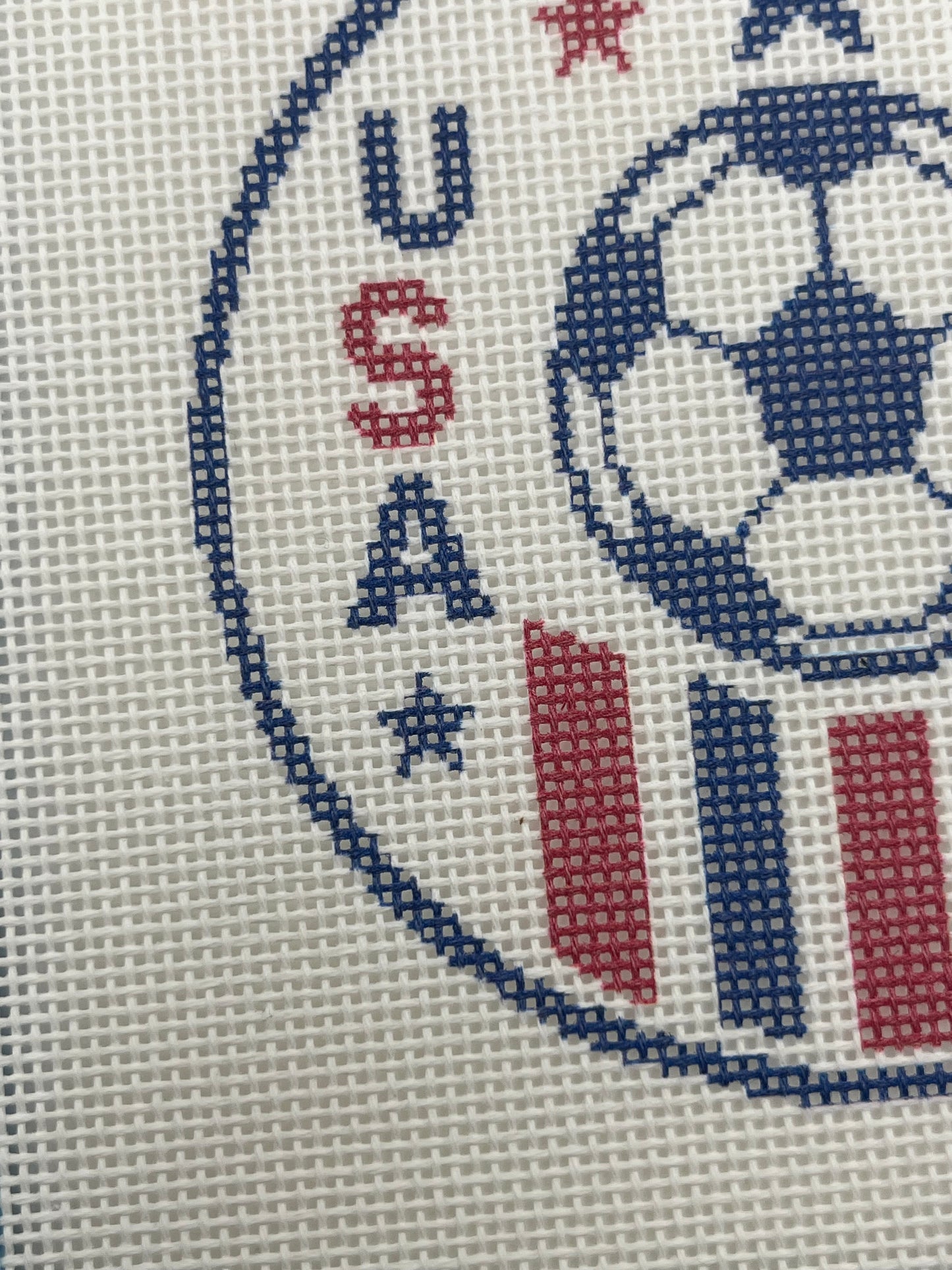 Soccer USA - 18 mesh - 4 inch Round - 6 x 6 - Needlepoint Canvas