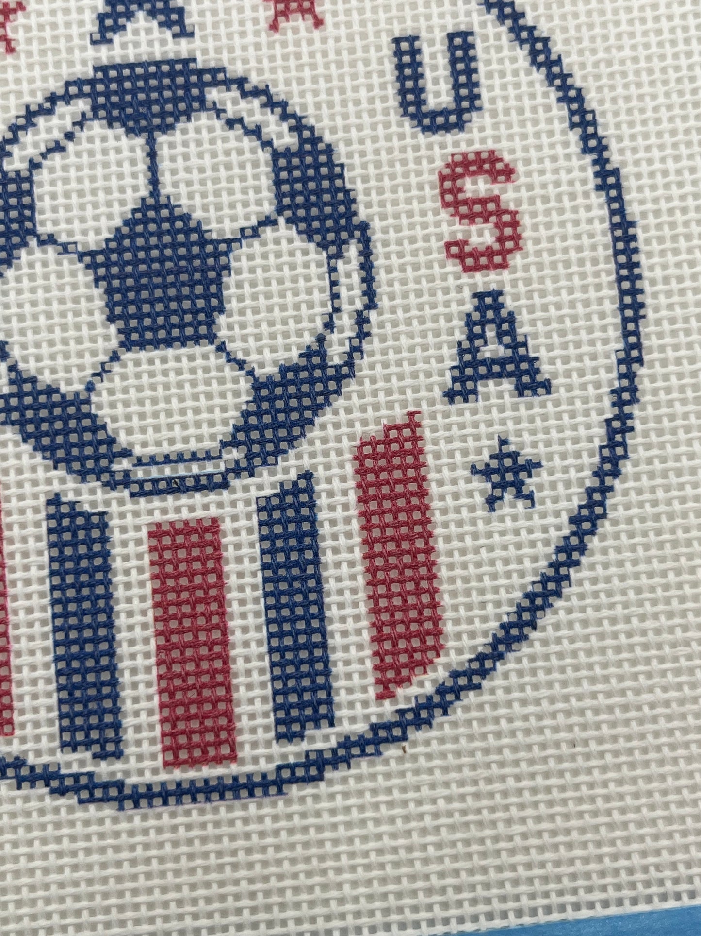 Soccer USA - 18 mesh - 4 inch Round - 6 x 6 - Needlepoint Canvas