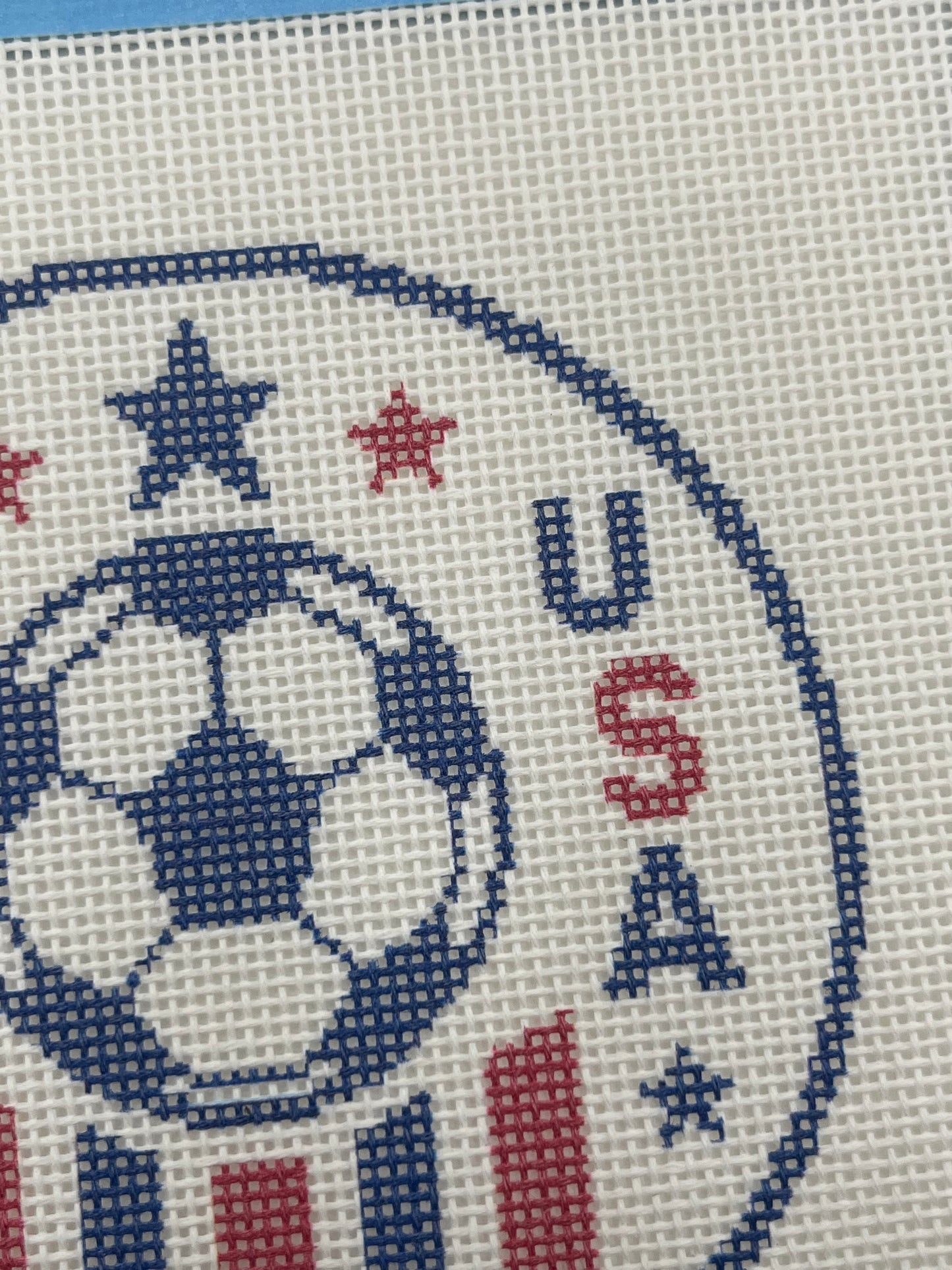 Soccer USA - 18 mesh - 4 inch Round - 6 x 6 - Needlepoint Canvas
