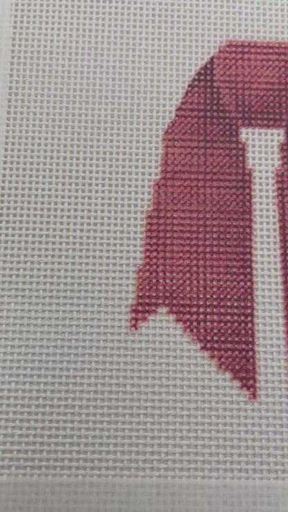 Red Wreath Sash - 13 mesh - 7 x 7 - Needlepoint Canvas
